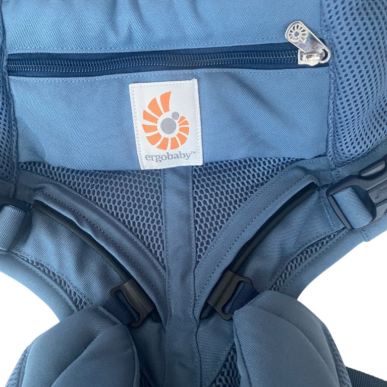 Ergobaby-Omni-360-All-Position-Baby-Carrier-Oxford-Blue-1-3