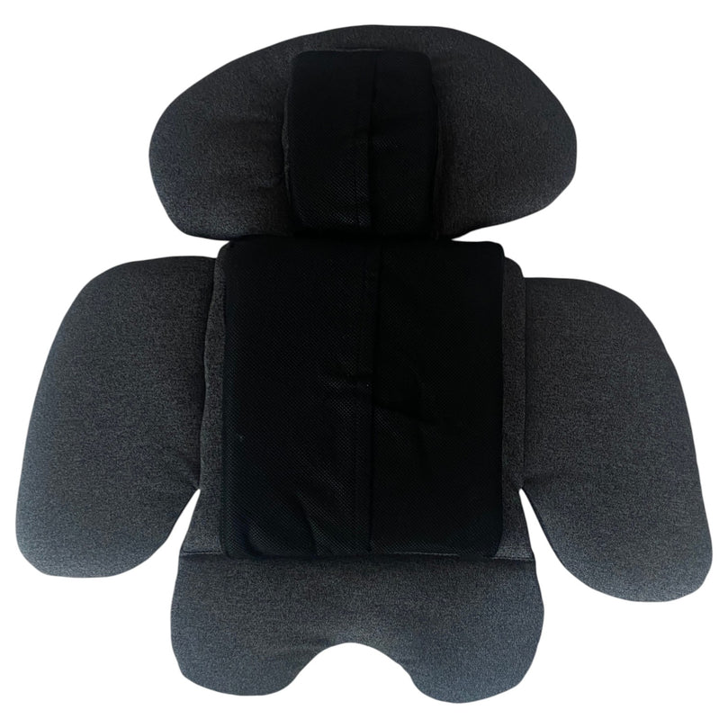 Maxi-Cosi-Pearl-360-Newborn-Inlay---Grey-1-2