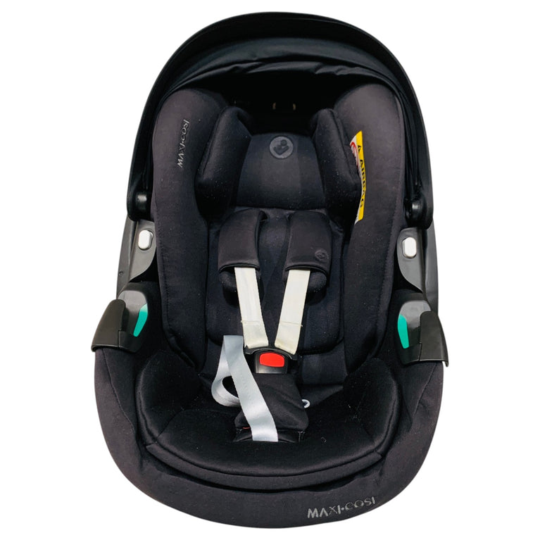 Maxi-Cosi-Pebble-360-Infant-Car-Seat-Essential-Black-4-2