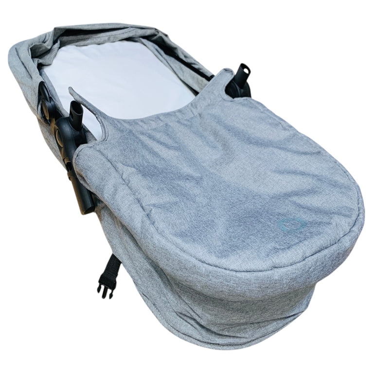 Maxi Cosi Zelia S Trio Travel System - Grey