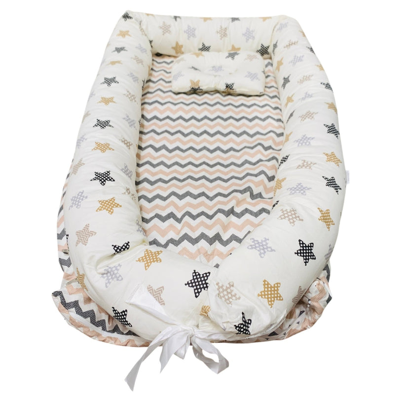 Bumble-&-Bird-Portable-Baby-Nest-With-Pillow-–-Stars-1-5