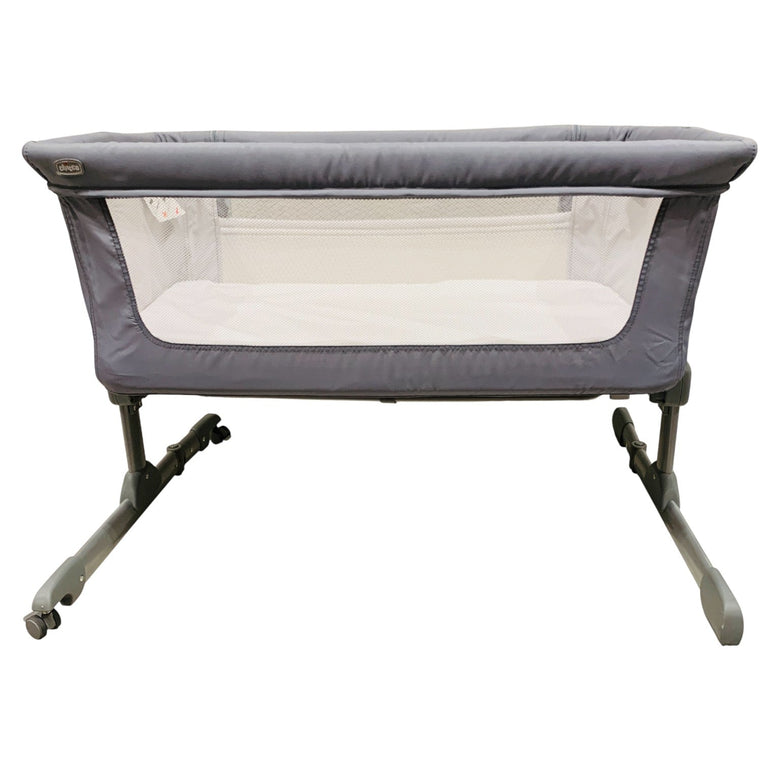 Chicco-Next2Me-Essential-Co-Sleeping-Crib-Grey-1-5
