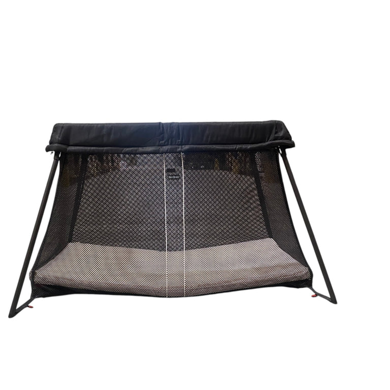BabyBjorn-Travel-Cot-Black-1-3