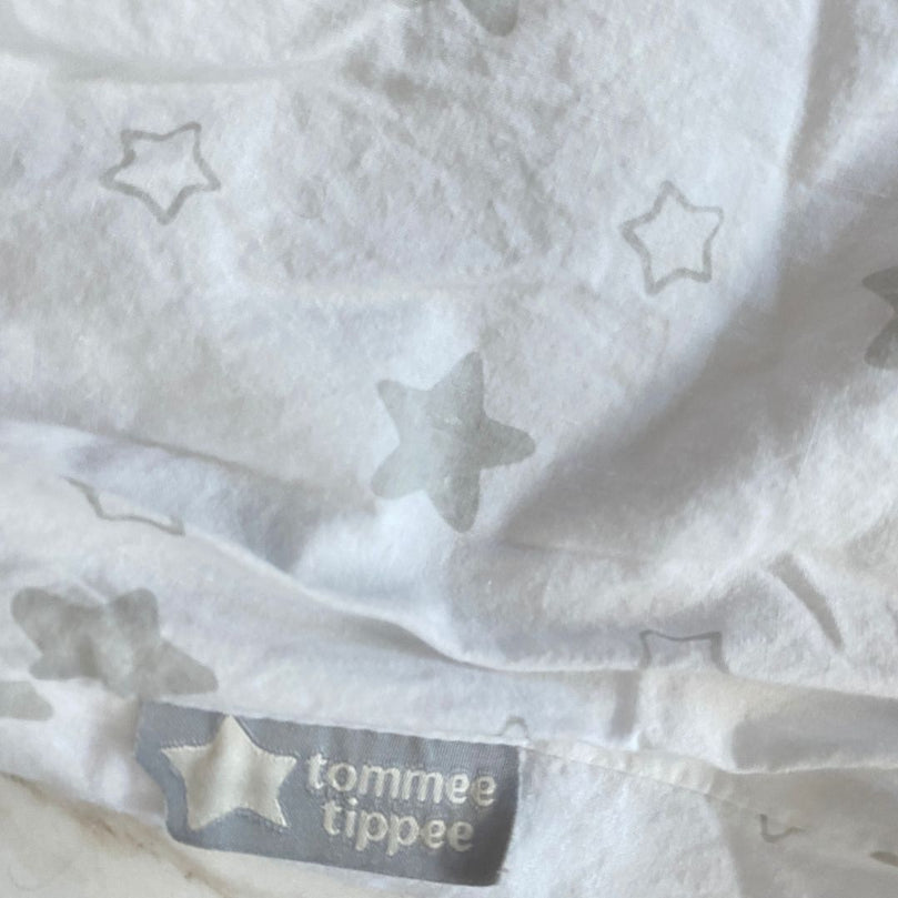 Tommee-Tippee-Pregnancy-Pillow-Star-1-8