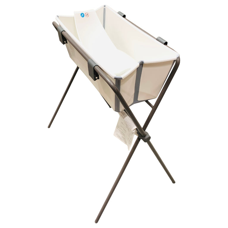 Stokke-Flexi-Bath-+-Newborn-Support-+-Flexi-Bath-Stand-7-2