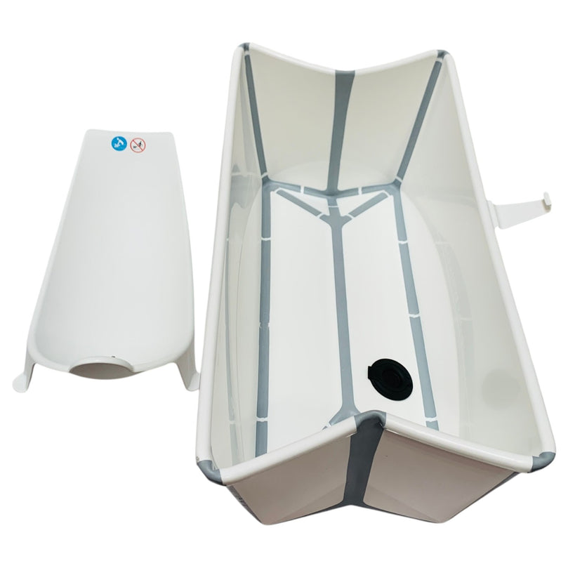 Stokke-Flexi-Bath-+-Newborn-Support-+-Flexi-Bath-Stand-7-8