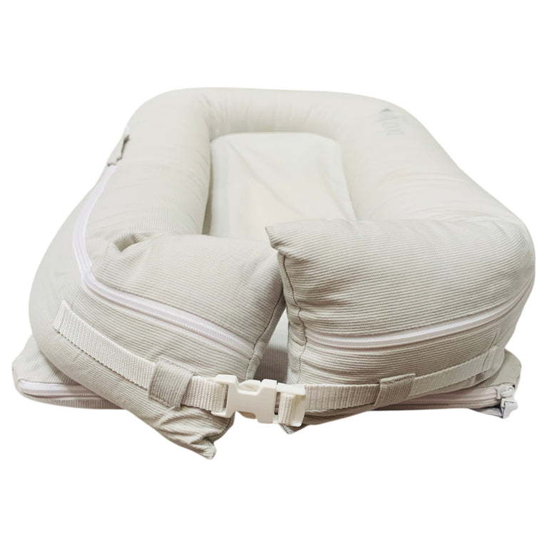 Dockatot-Deluxe+-Pod-Fog-Chambray-3-5