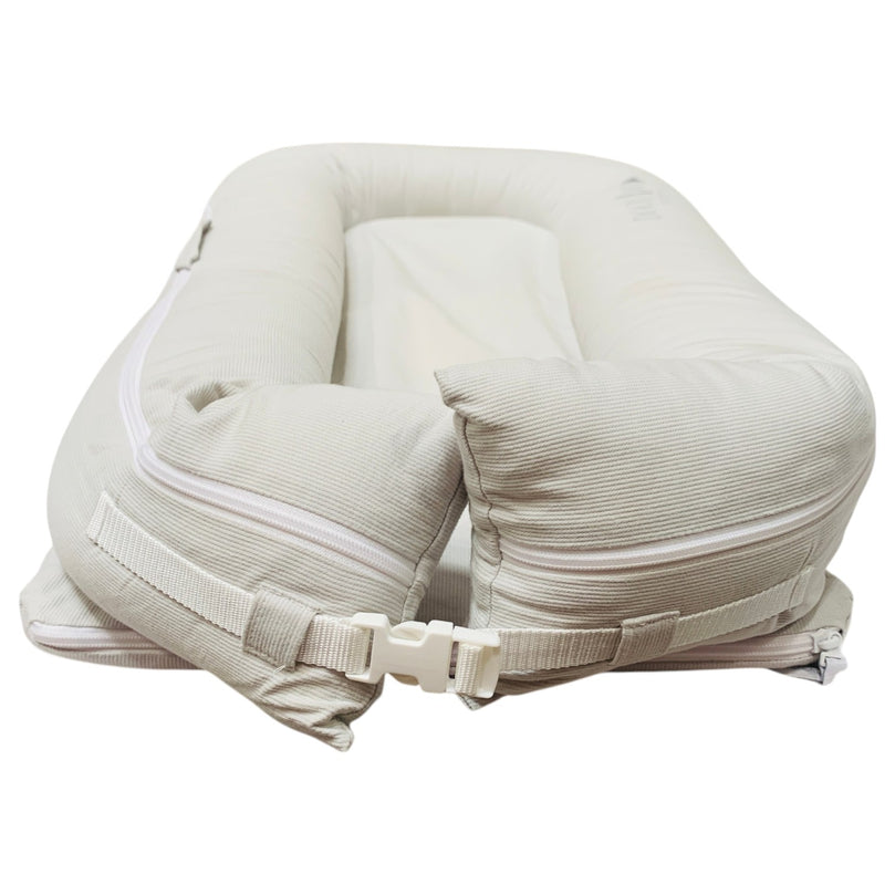 Dockatot-Deluxe+-Pod-Fog-Chambray-3-5