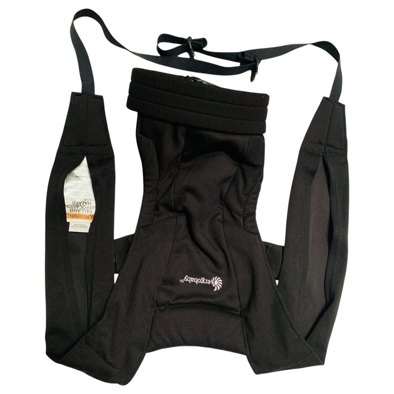 Ergobaby-Embrace-Newborn-Carrier-Pure-Black-1-3