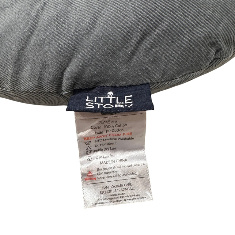 Little-Story-Portable-Lounger-Sleeping-Pod-1-8