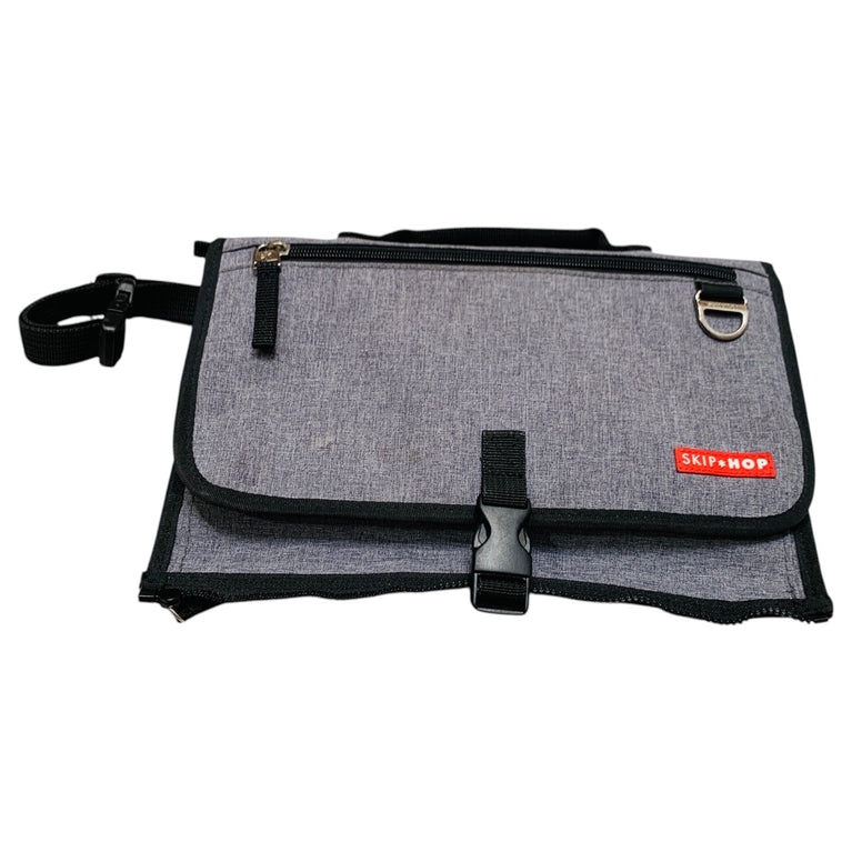 Skip-Hop-Pronto-Changing-Station-Heather-Grey-1-1