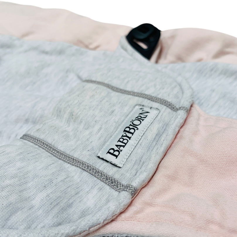 Babybjorn-Extra-Fabric-Seat-for-Bouncer-Pink/Grey-1-2