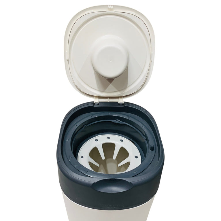 Tommee-Tippee-Twist-&-Click-Advanced-Nappy-Bin-16-6