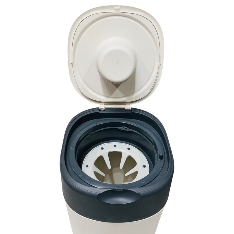 Tommee-Tippee-Twist-&-Click-Advanced-Nappy-Bin-16-6