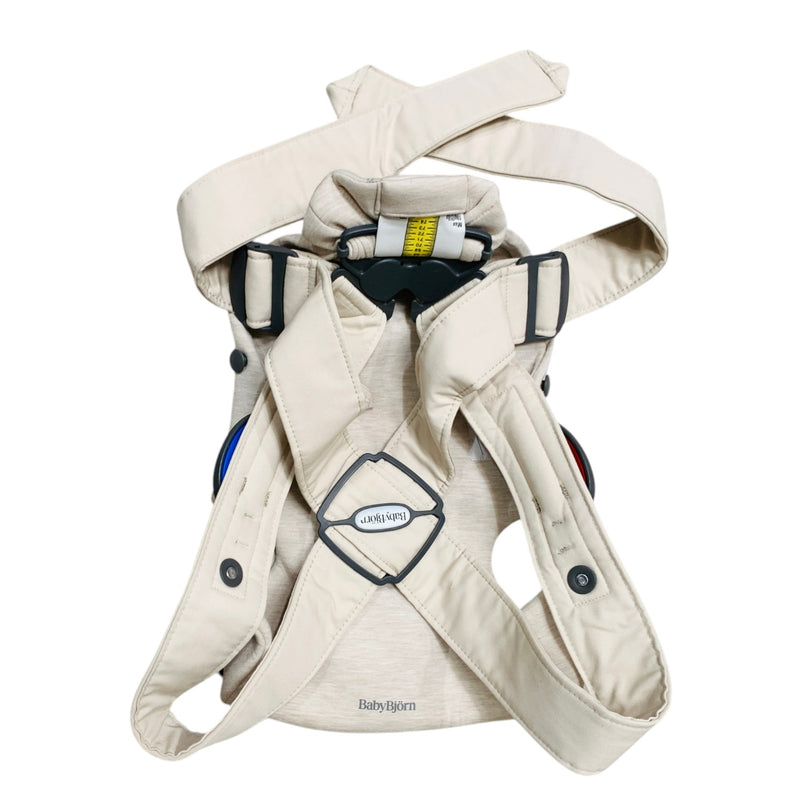 BabyBjörn-Carrier-Mini,-3D-Jersey-Light-Beige-3-4