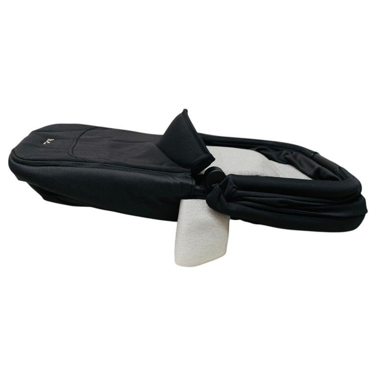 Silver-Cross-Cove-Ultimate-360-Family-Car-Seat-Travel-System-Onyx-1-7