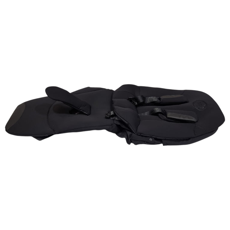 Cybex-Priam-/-ePriam-Seat-Pack-&-Shopping-Basket-Black-1-4