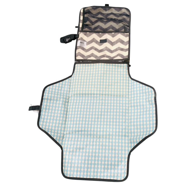 Skip-Hop-Baby-Pronto-Portable-Changing-Station-3-5