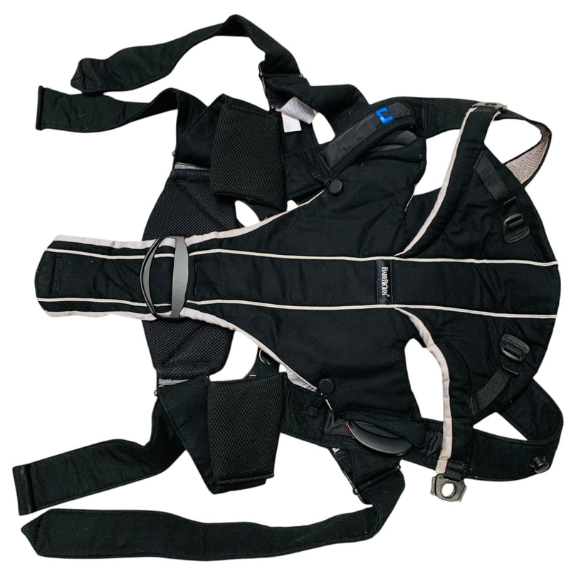 BabyBjorn-Baby-Carrier-Miracle-2-7