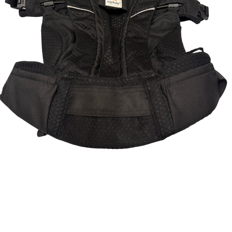 Ergobaby-Omni-Breeze-Baby-Carrier-Onyx-Black-1-4