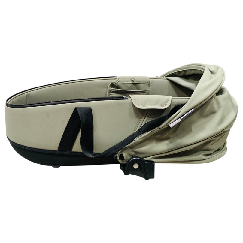 Stokke-YOYO-Newborn-Shell-Olive-2-4