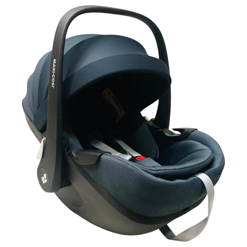 Maxi-Cosi-Pebble-360-Infant-Car-Seat-Essential-Graphite-1-1