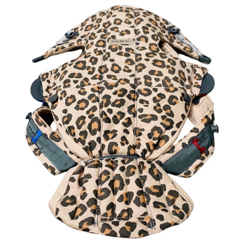 BabyBjörn-Mini-Baby-Carrier-Beige/-Leopard-2-3