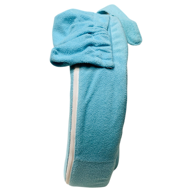 My-Brest-Friend-Deluxe-Nursing-Pillow-Aqua-2-8