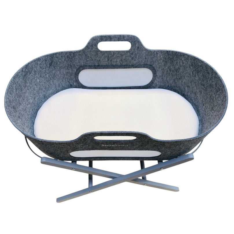 SnuzBaskit-Light-Grey-Moses-Basket-&-Dove-Grey-Stand-Set-4-3