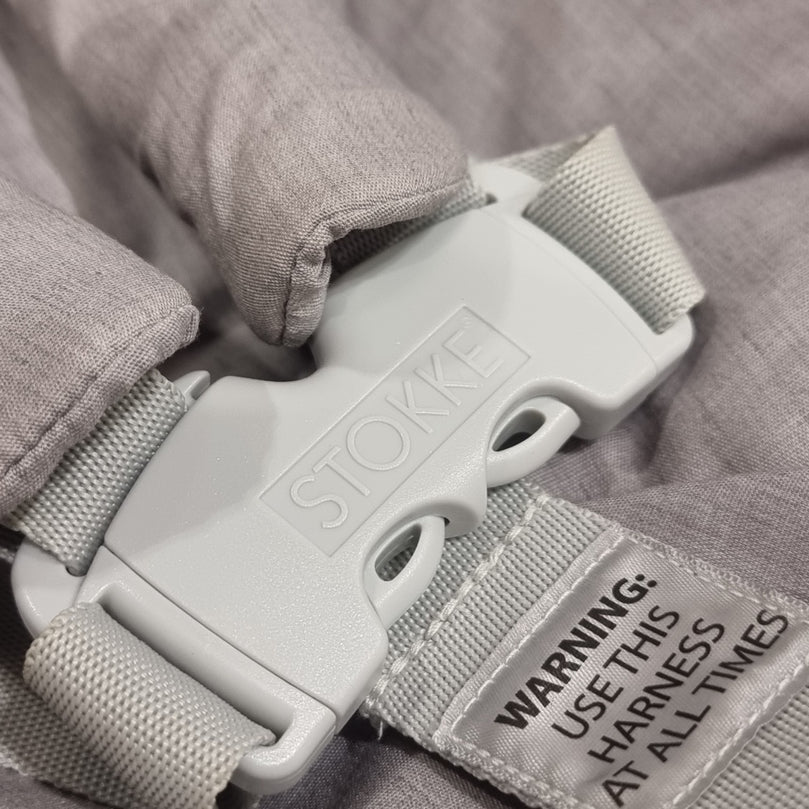 Stokke-Trip-Trapp-Newborn-Set-V2-Grey-1-6