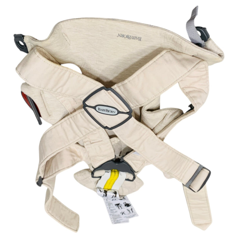 BabyBjörn-Carrier-Mini,-3D-Jersey-Light-Beige-2-4