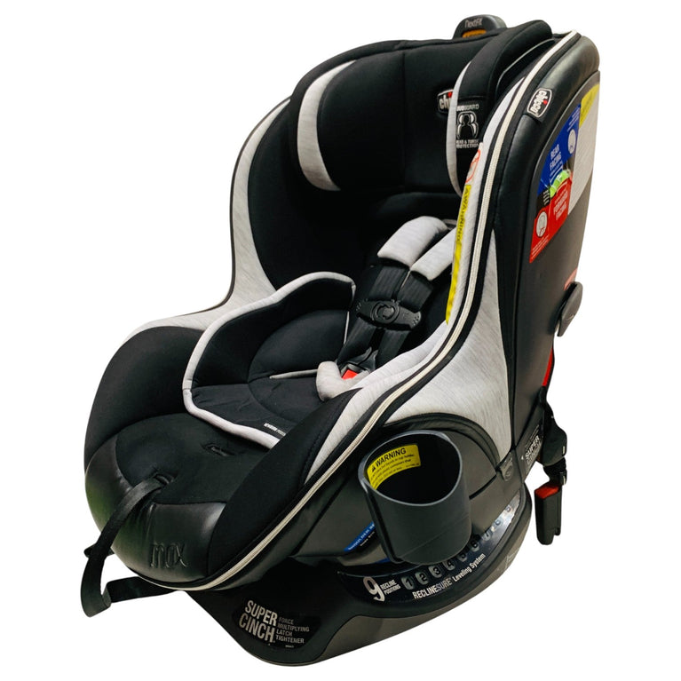 Chicco-Nextfit-Max-Zip-Air-Convertible-Car-Seat-Vero/-Black-2-5