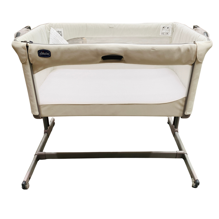 Chicco-Next-2-me-Magic-Co-Sleeping-Crib-White-1-3