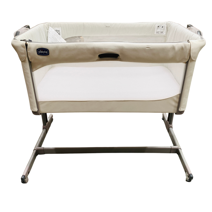 Chicco-Next-2-me-Magic-Co-Sleeping-Crib-White-1-3