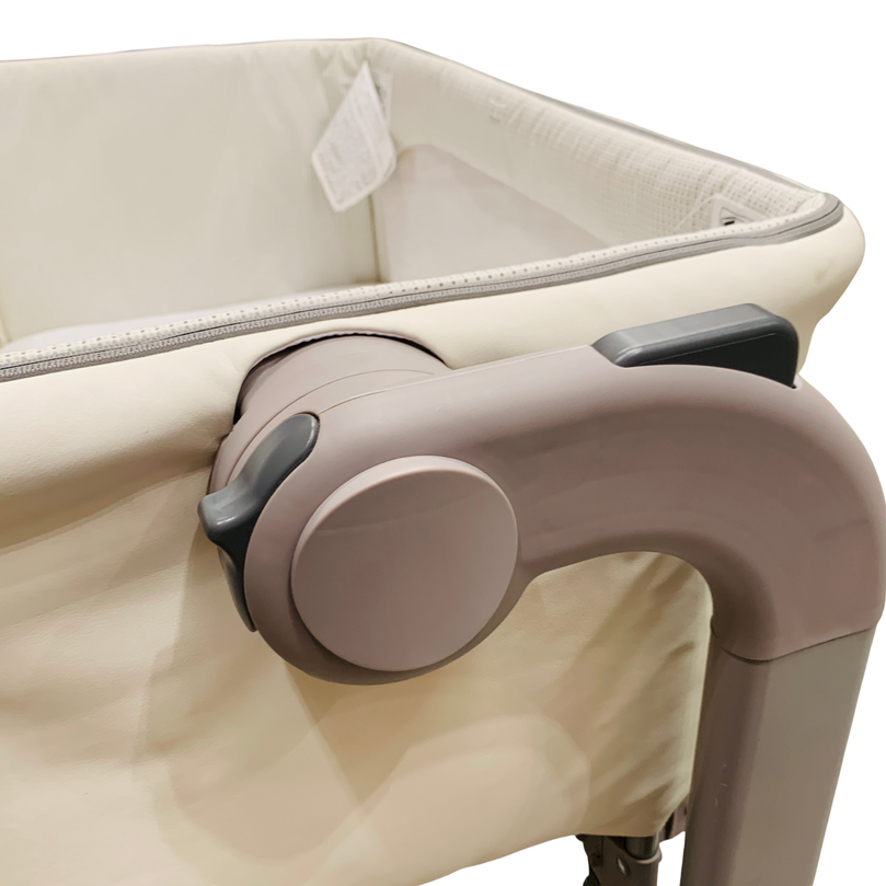 Chicco-Next-2-me-Magic-Co-Sleeping-Crib-White-1-7