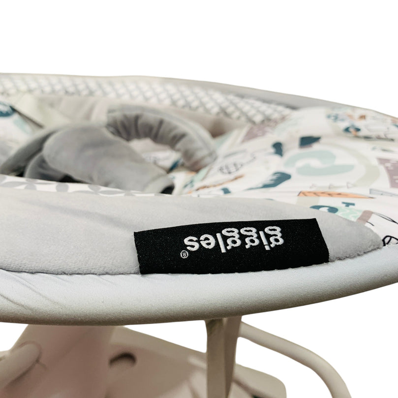 Giggles-5D-Swing-2-in-1-Rocker-2-3