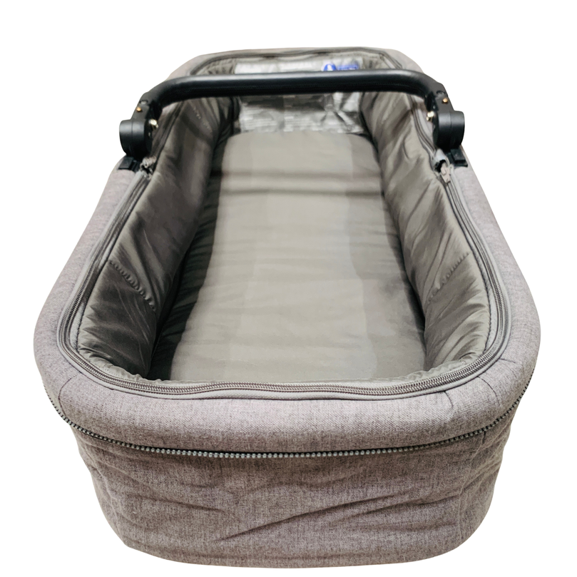 Mamas-&-Papas-Strada-Pushchair-with-Carrycot-Grey-1-15
