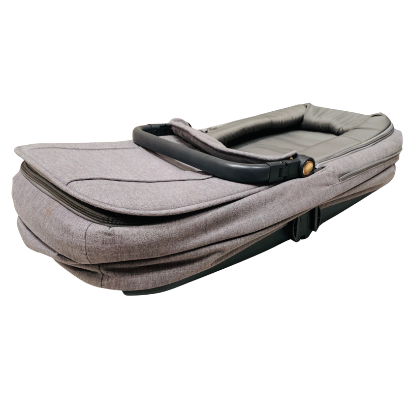Mamas-&-Papas-Strada-Pushchair-with-Carrycot-Grey-1-17