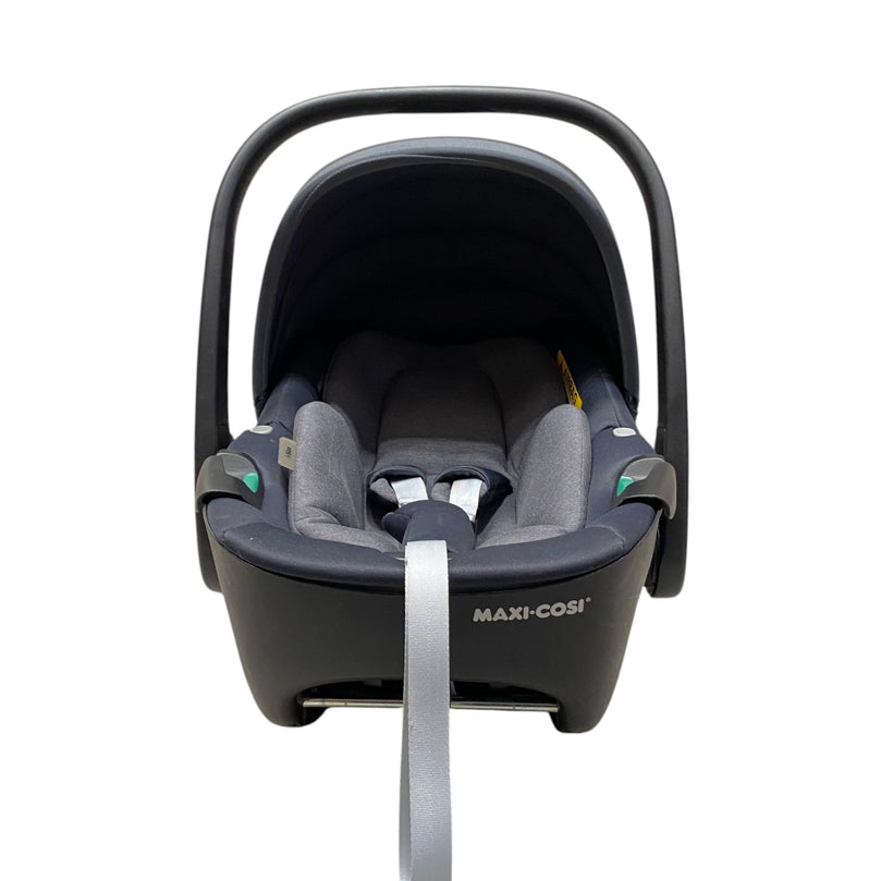 Maxi-Cosi-Pebble-360-Infant-Car-Seat-Essential-Graphite-2-2