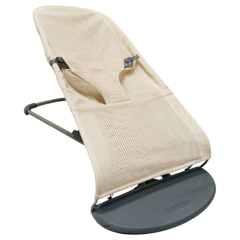 BabyBjörn-Bouncer-Bliss-Mesh-Pearly-Pink-1-1