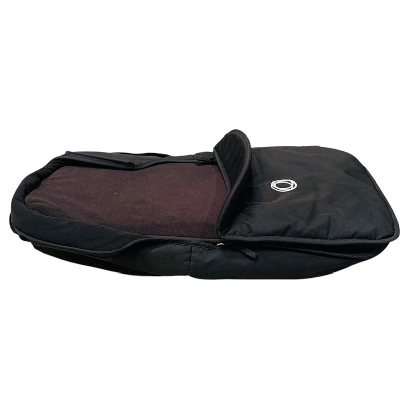 Bugaboo-Fox-3-Cub-Carrycot-+-Pushchair-Black-and-White-1-9