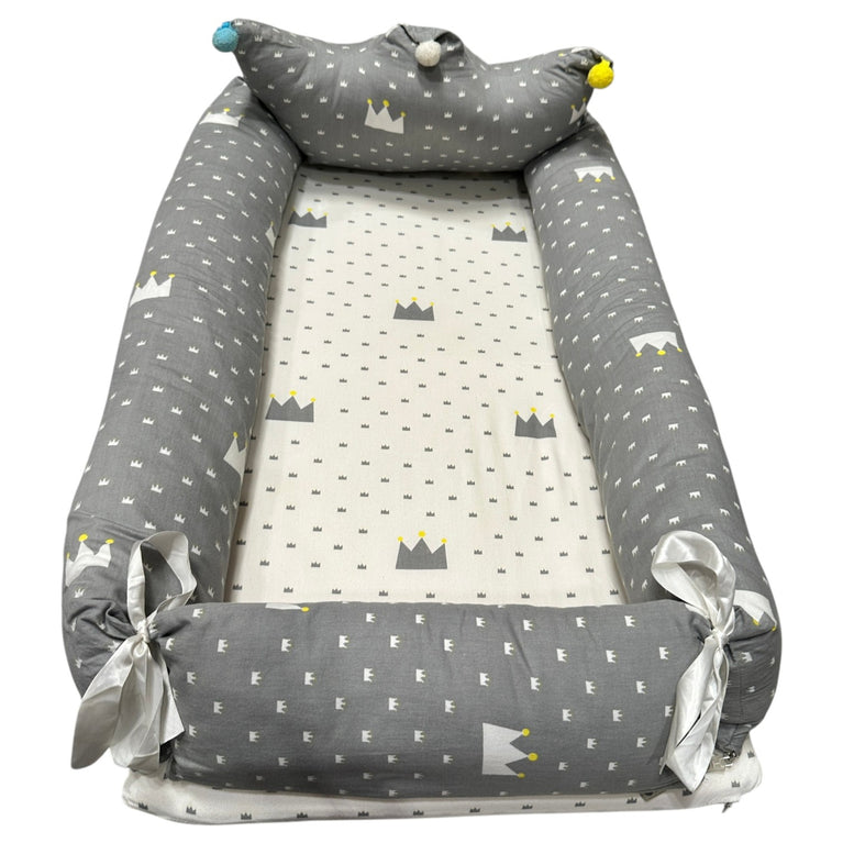 Bumble-&-Bird-Bumble-&-Bird-Portable-Maxi-Baby-Nest-and-Lounger-Royal-Grey-1-2