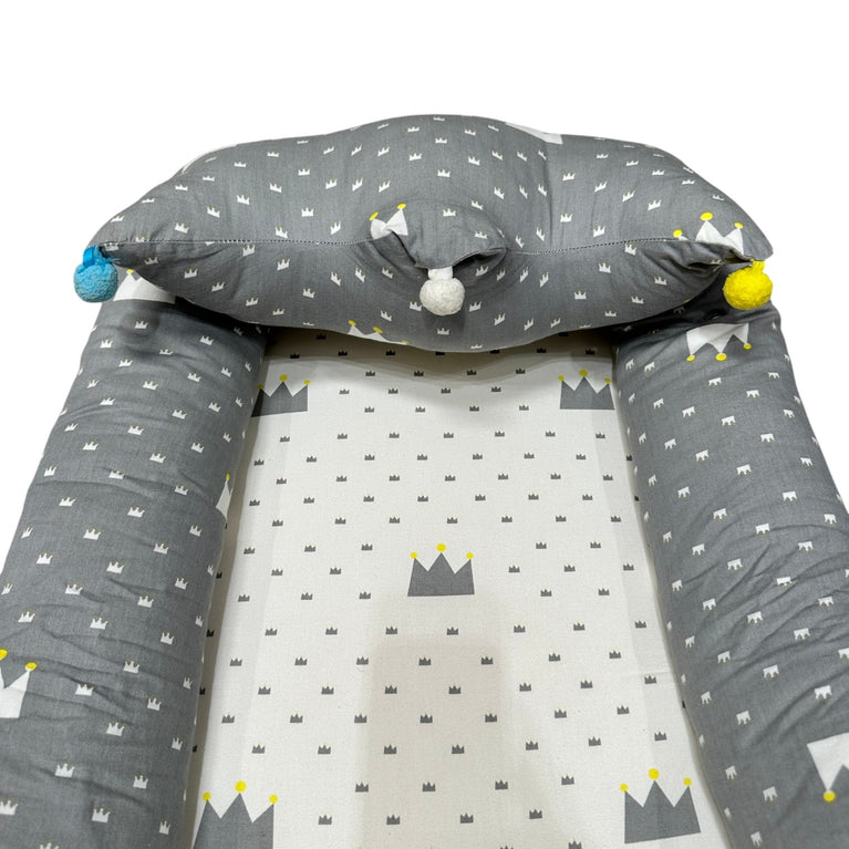 Bumble-&-Bird-Bumble-&-Bird-Portable-Maxi-Baby-Nest-and-Lounger-Royal-Grey-1-3