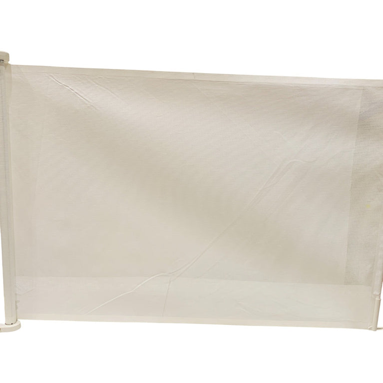 Babysafe-Retractable-Mesh-Gate-for-Babies-1-3