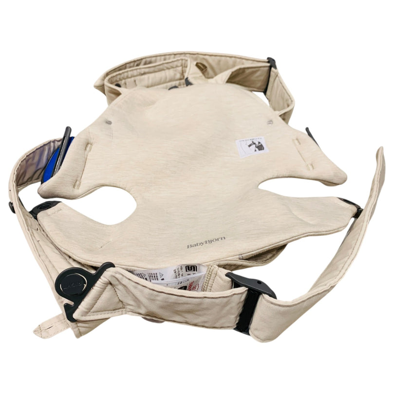 BabyBjörn-Mini-3D-Jersey-Light-Beige-4-2