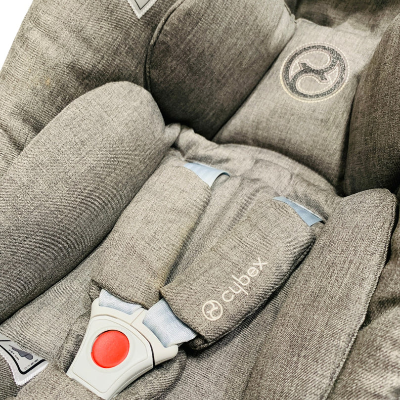 Cybex-Cloud-Q-Plus-Manhatten-Grey-2-6