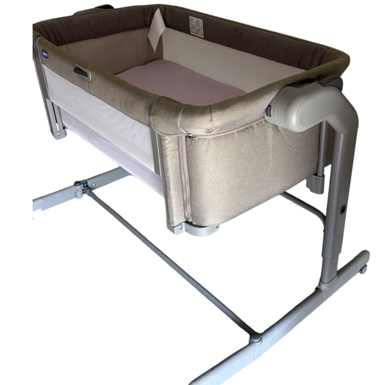 Chicco-Next2Me-Magic-Evo-Co-sleeping-Crib-Desert-Taupe-6-4