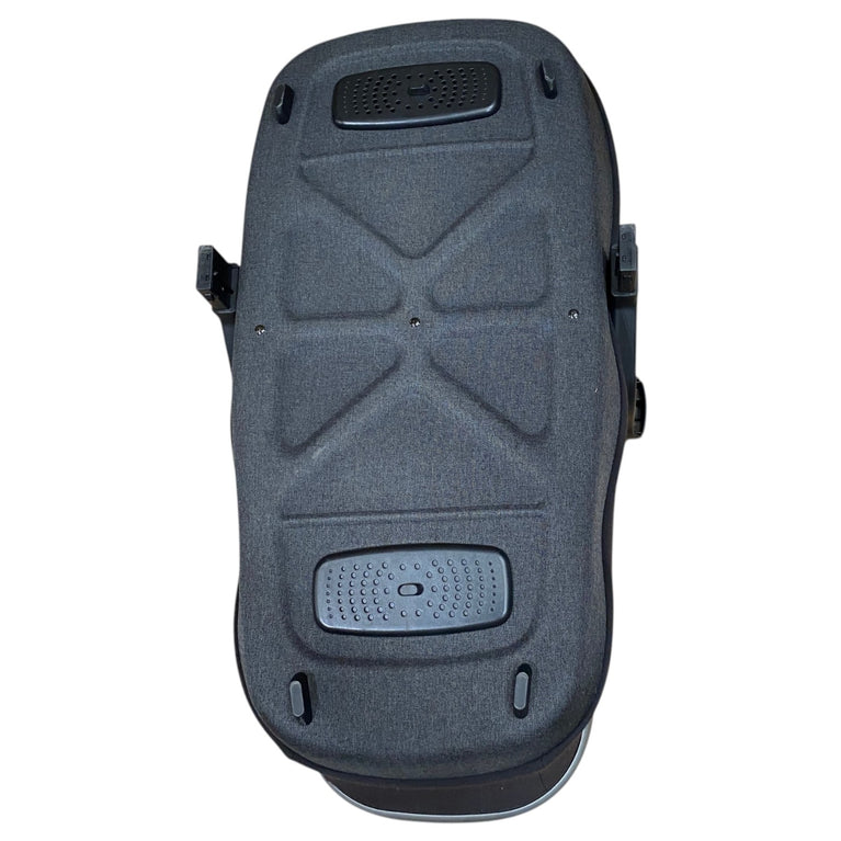 Silver-Cross-Wave-Stroller-&-Bassinet-Charcoal-Grey-1-17