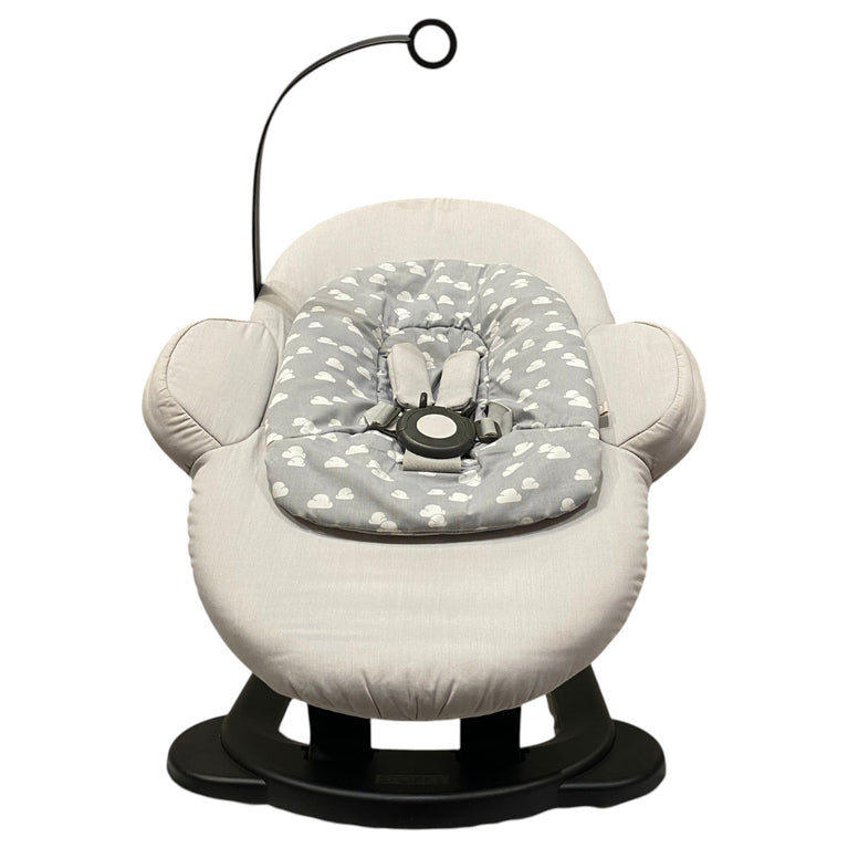 Stokke-Steps-Bouncer-Grey-Clouds-1-2