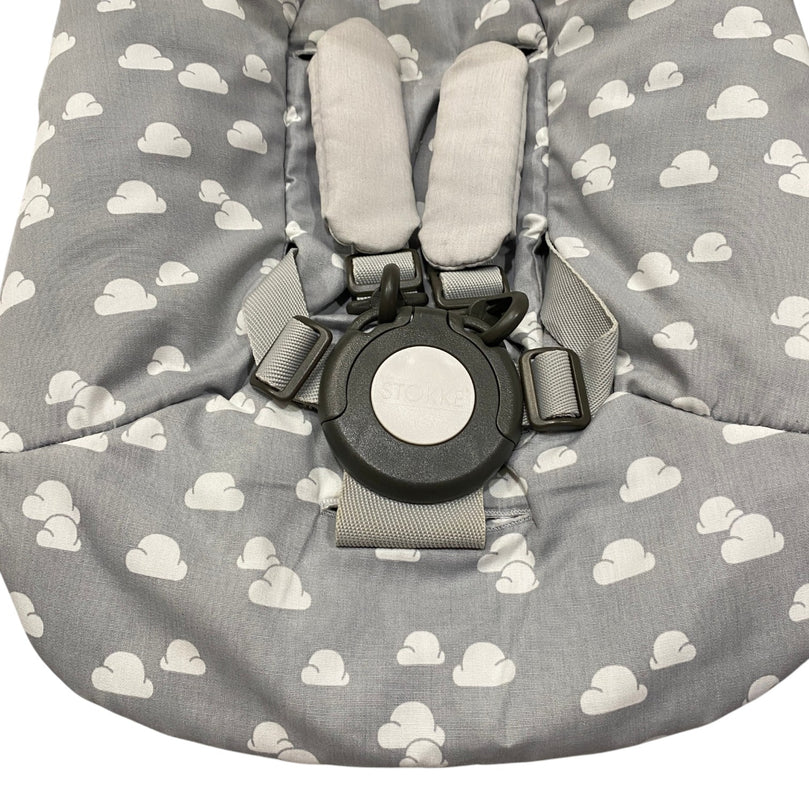 Stokke-Steps-Bouncer-Grey-Clouds-1-4